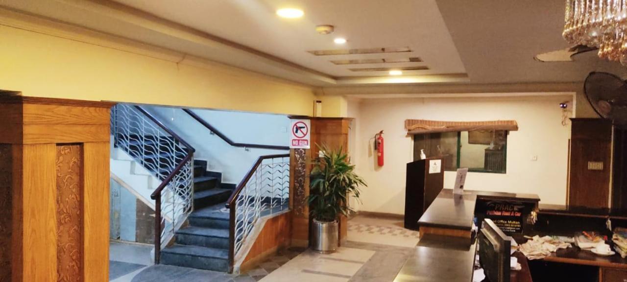 Hotel ملتان المظهر الخارجي الصورة