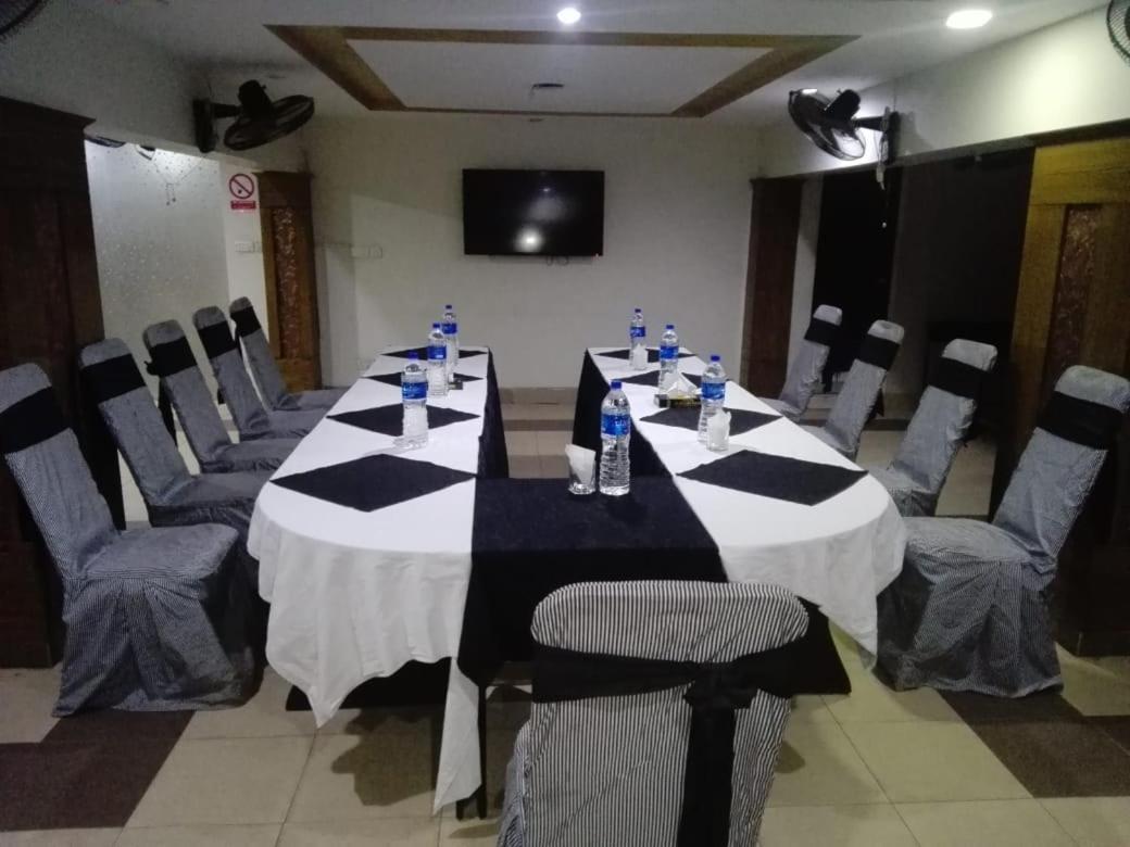 Hotel ملتان المظهر الخارجي الصورة