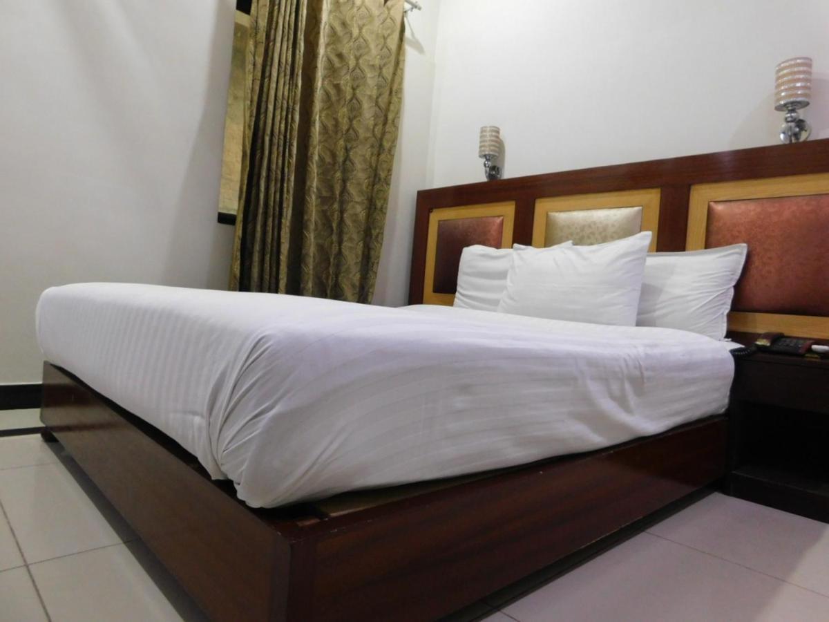 Hotel ملتان المظهر الخارجي الصورة